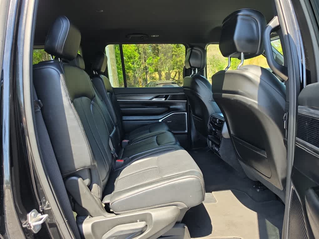 2024 Jeep Wagoneer Series II