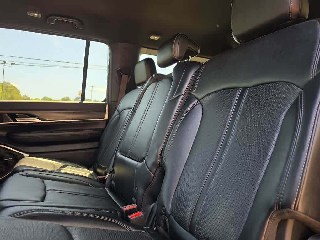 2024 Jeep Wagoneer Series II