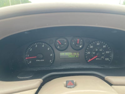 2005 Ford Taurus SE