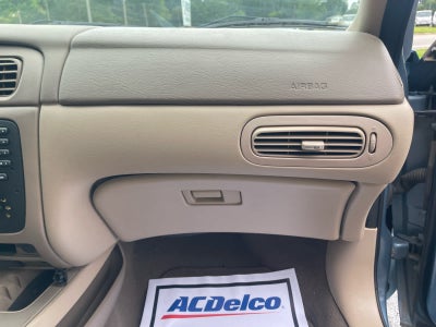 2005 Ford Taurus SE