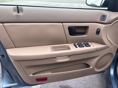 2005 Ford Taurus SE