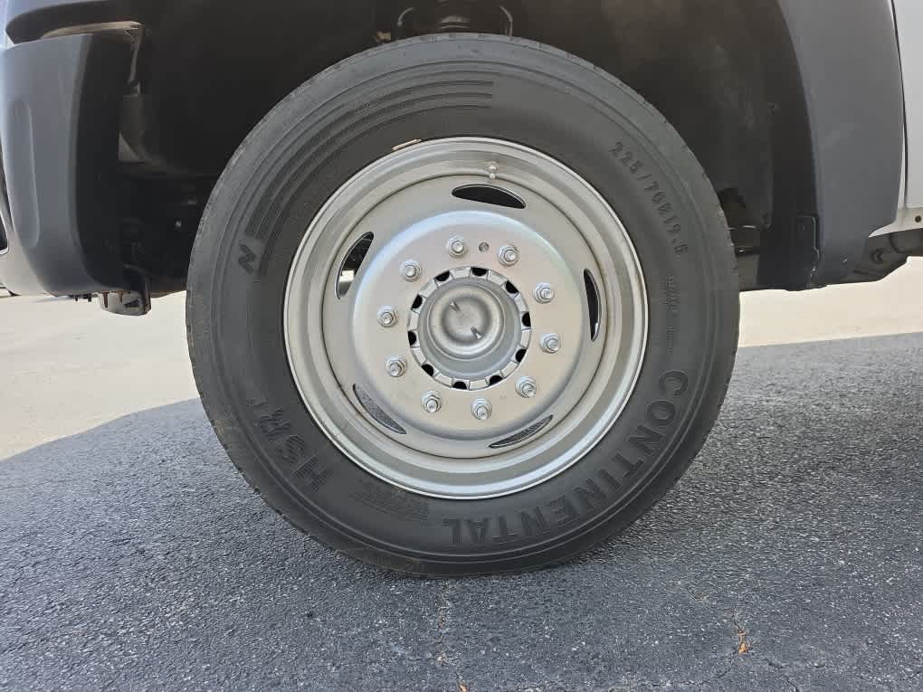 2016 Ford Super Duty F-550 DRW XL