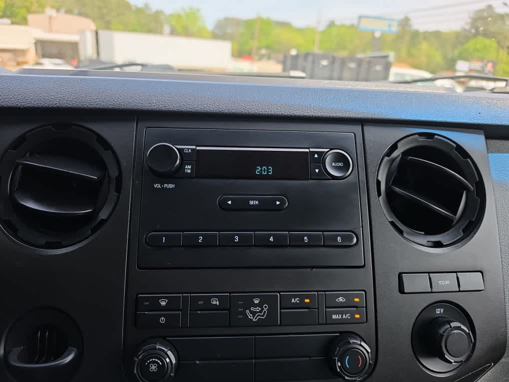 2016 Ford Super Duty F-550 DRW XL