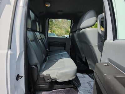 2016 Ford Super Duty F-550 DRW XL