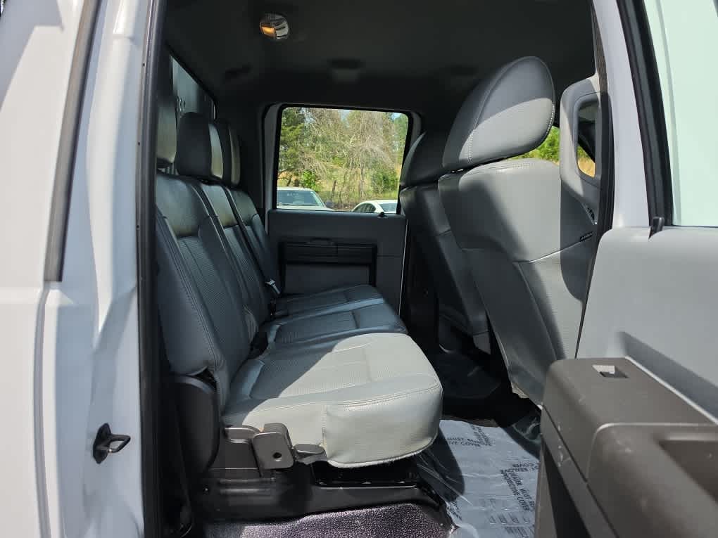 2016 Ford Super Duty F-550 DRW XL