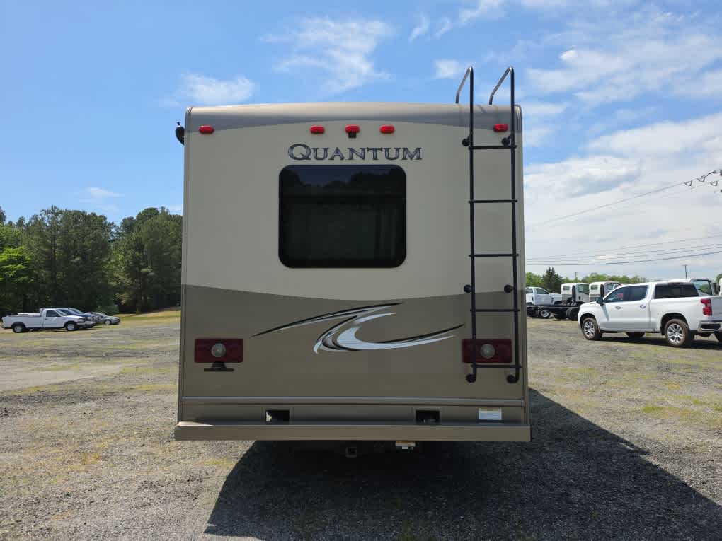 2017 Ford E-Series Cutaway Base