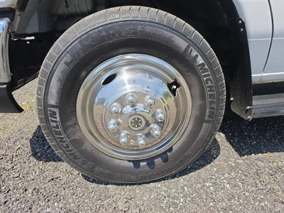 2017 Ford E-Series Cutaway Base