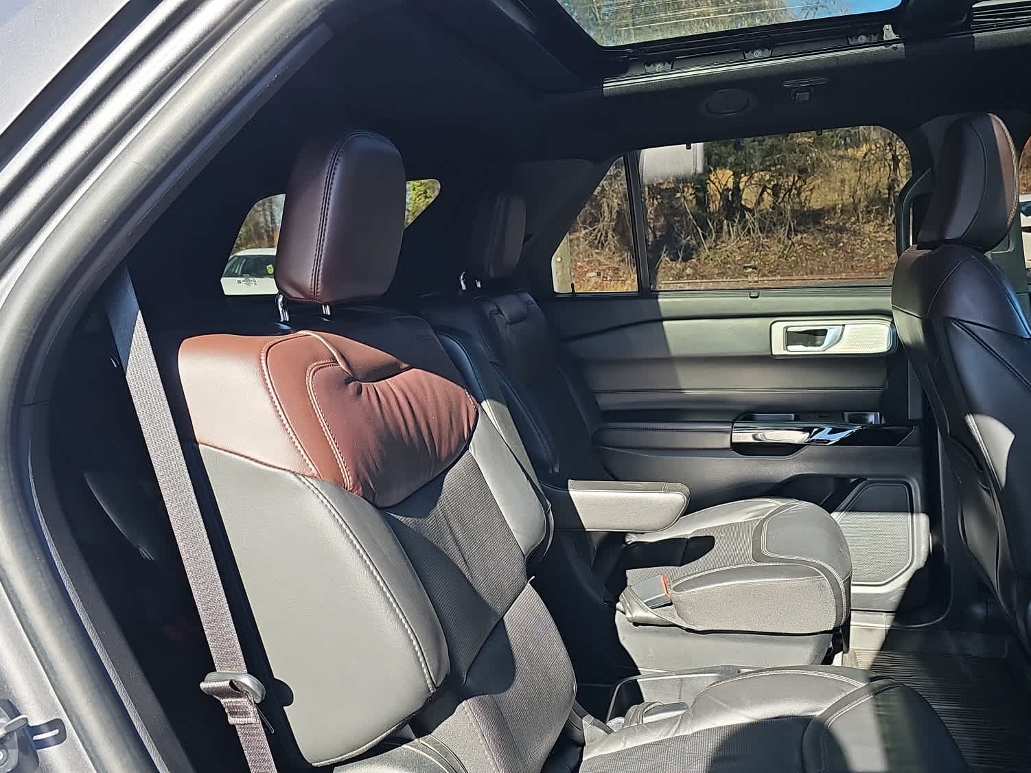 2021 Ford Explorer Platinum