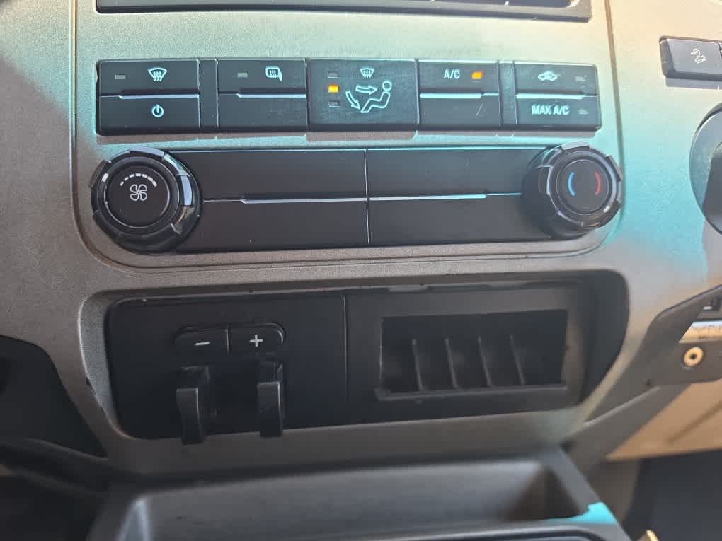 2014 Ford Super Duty F-250 SRW XL