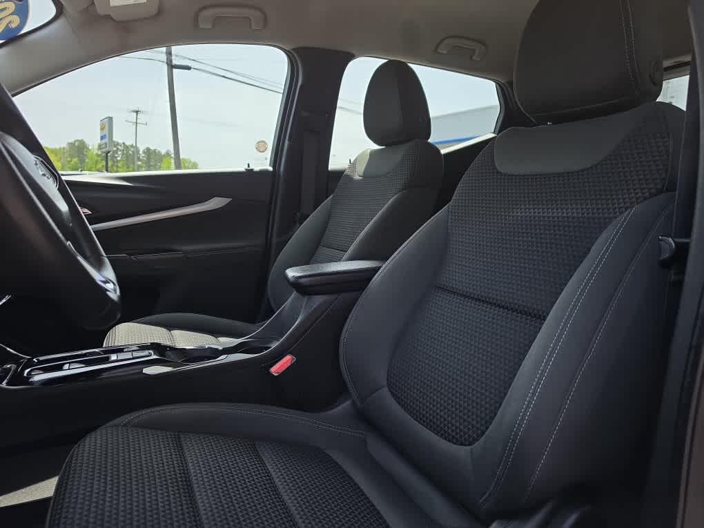2023 Chevrolet Bolt EUV LT