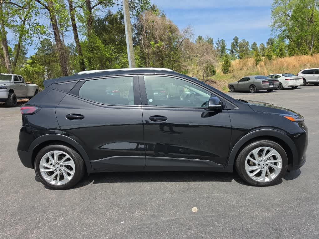 Used 2023 Chevrolet Bolt EUV LT with VIN 1G1FY6S08P4156298 for sale in Clarksville, VA