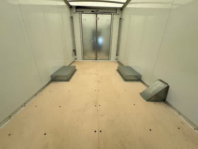 2023 Chevrolet Express Cutaway 3500 1WT