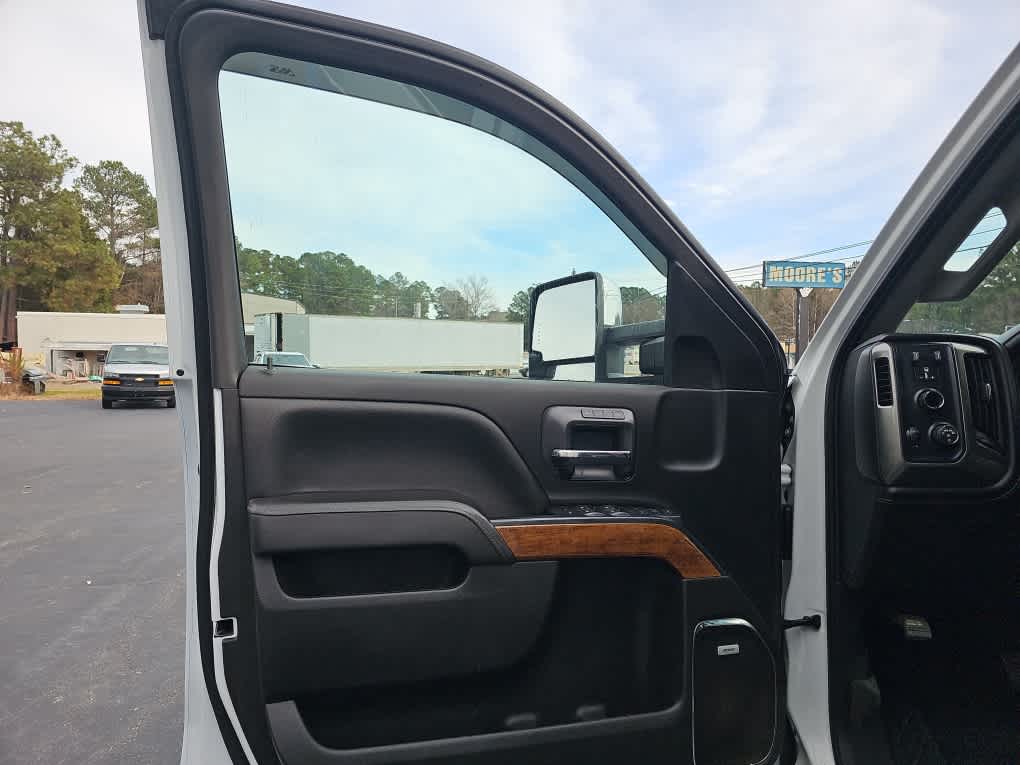 2019 Chevrolet Silverado 2500 HD High Country