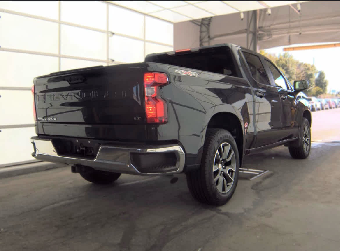 2024 Chevrolet Silverado 1500 LT (2FL)