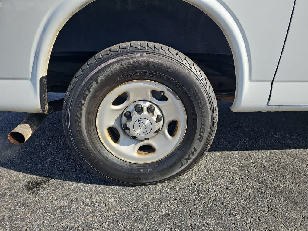 2017 Chevrolet Express Cargo 2500 Base