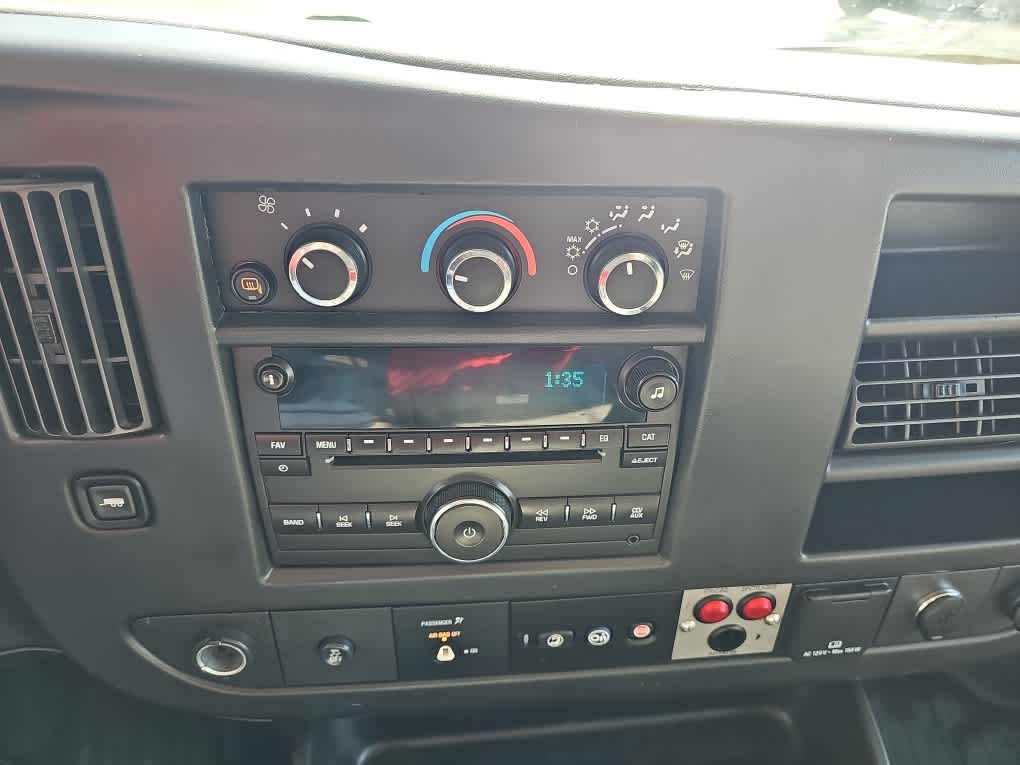 2017 Chevrolet Express Cargo 2500 Base