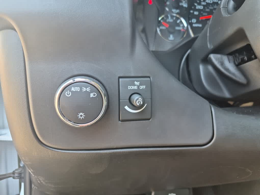 2026 Chevrolet Express Cargo WT