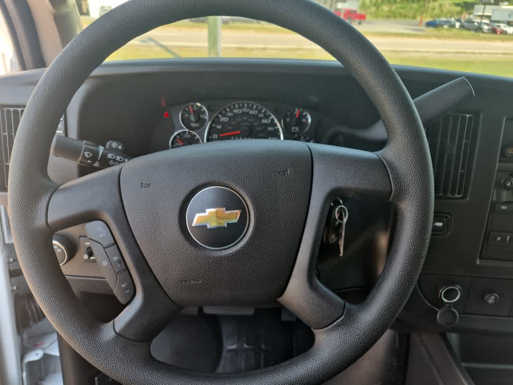 2026 Chevrolet Express Cargo WT