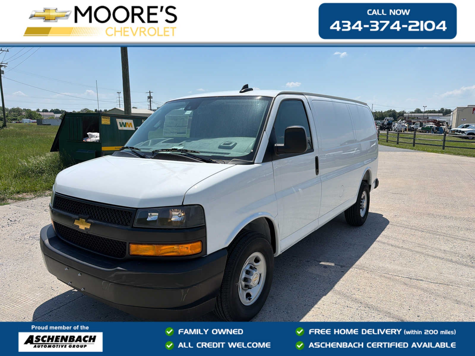 2025 Chevrolet Express 3500 Work Van HD's photo