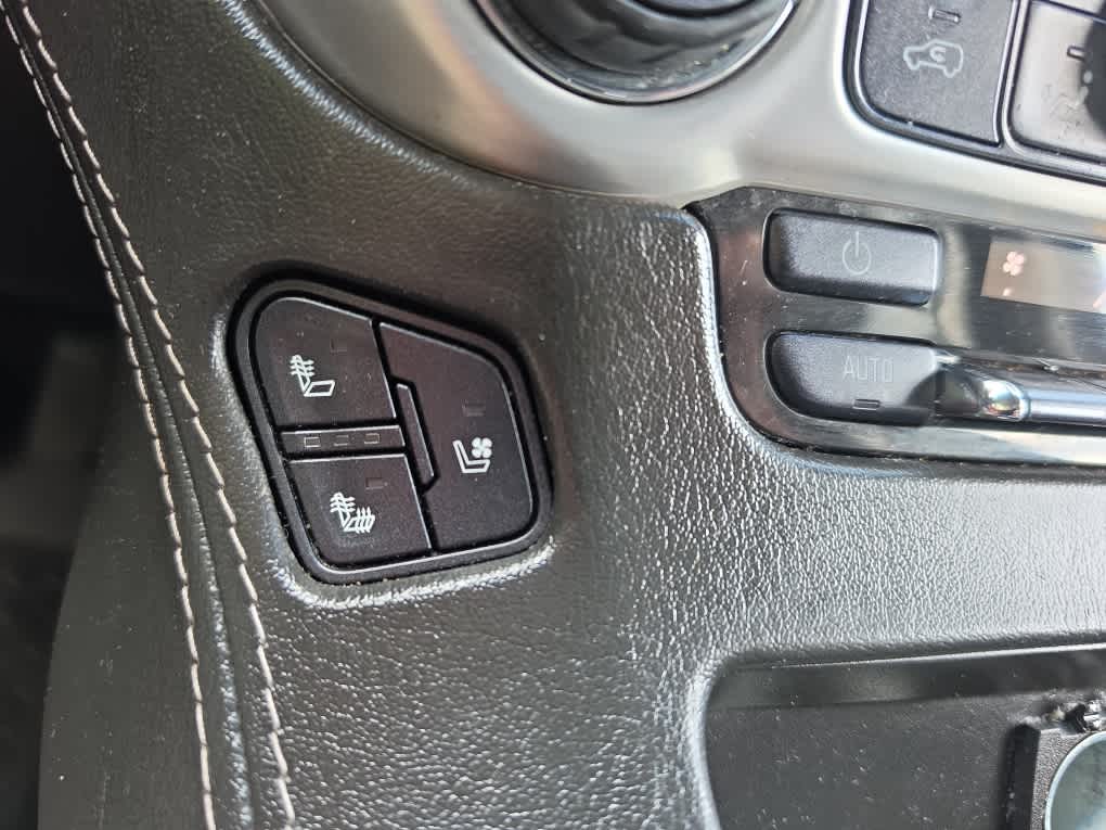 2020 GMC Yukon XL SLT