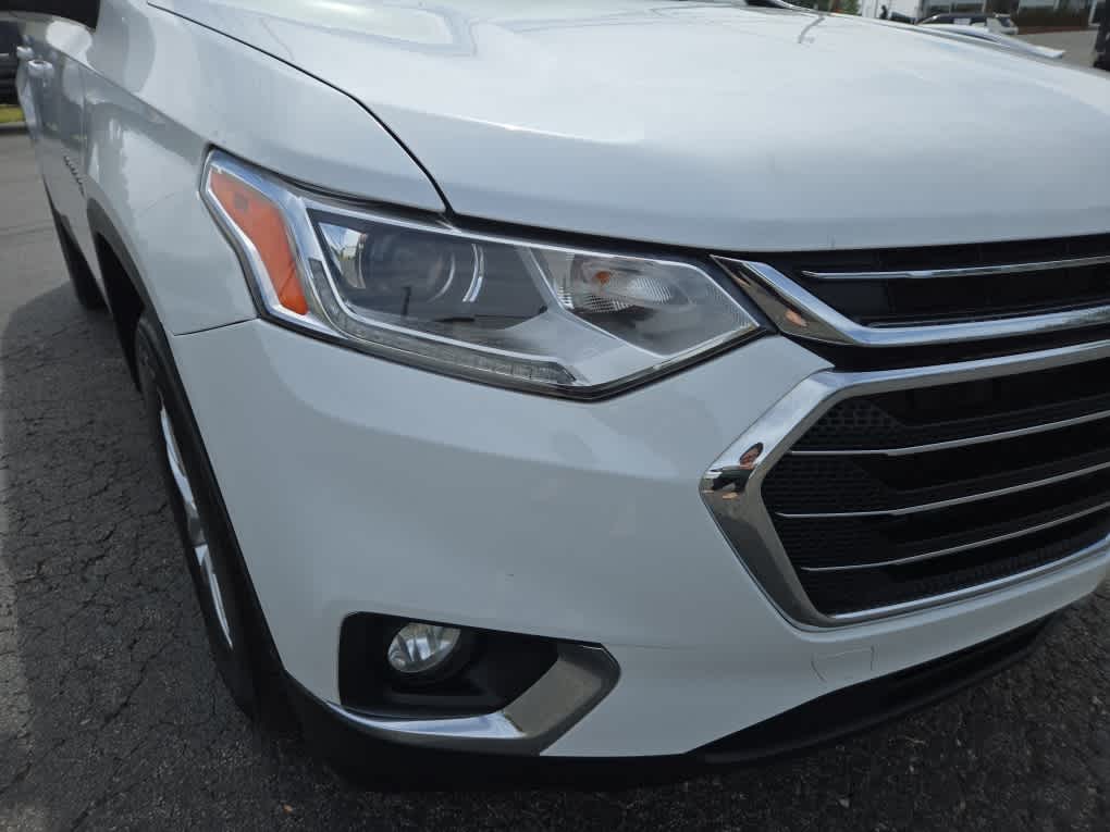 2020 Chevrolet Traverse LT Cloth