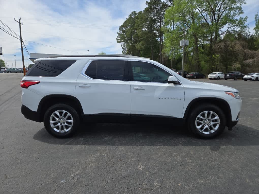 2020 Chevrolet Traverse LT Cloth