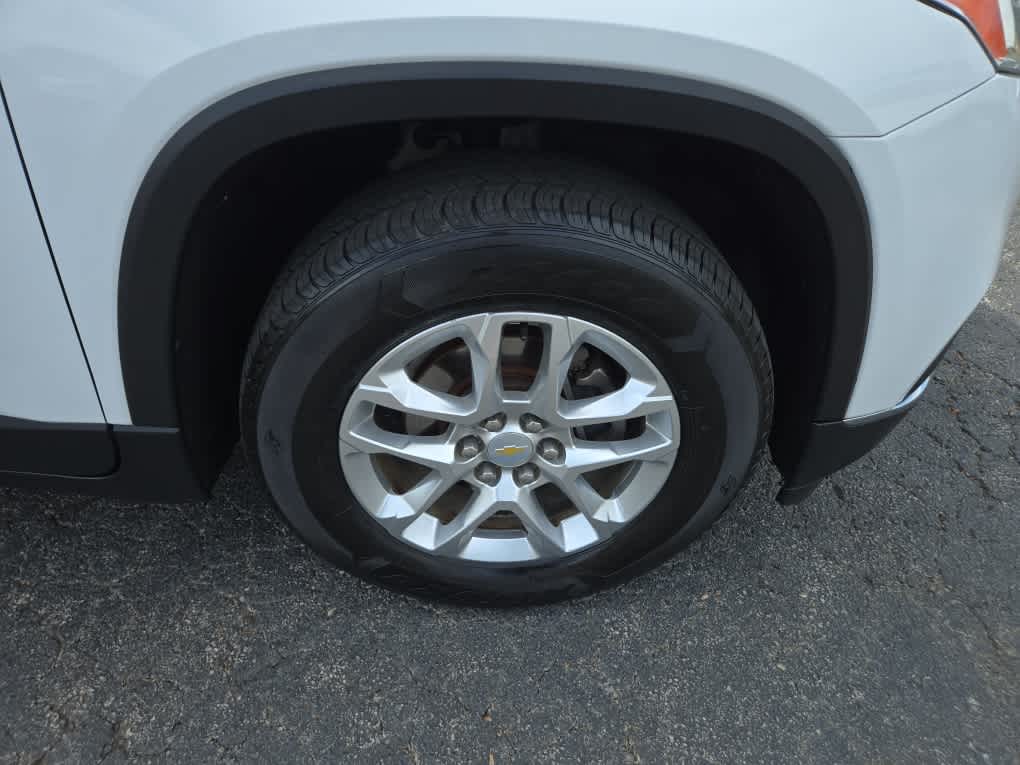 2020 Chevrolet Traverse LT Cloth