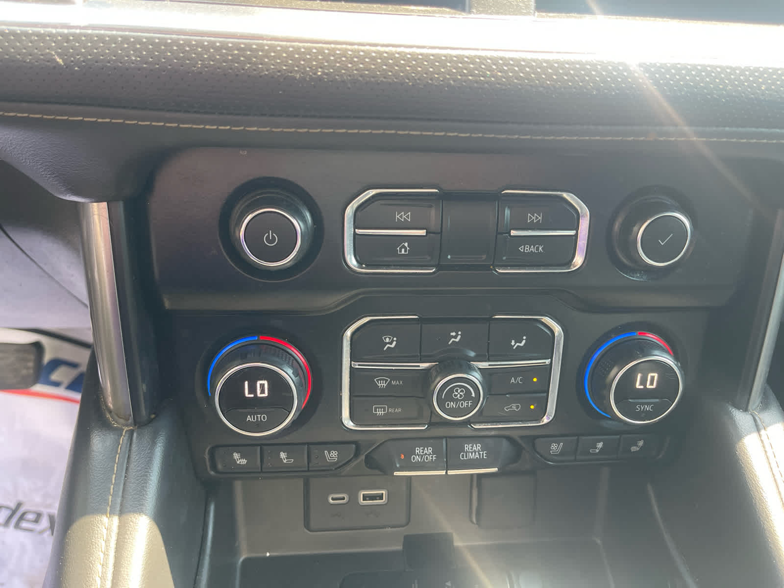 2021 Chevrolet Suburban Premier