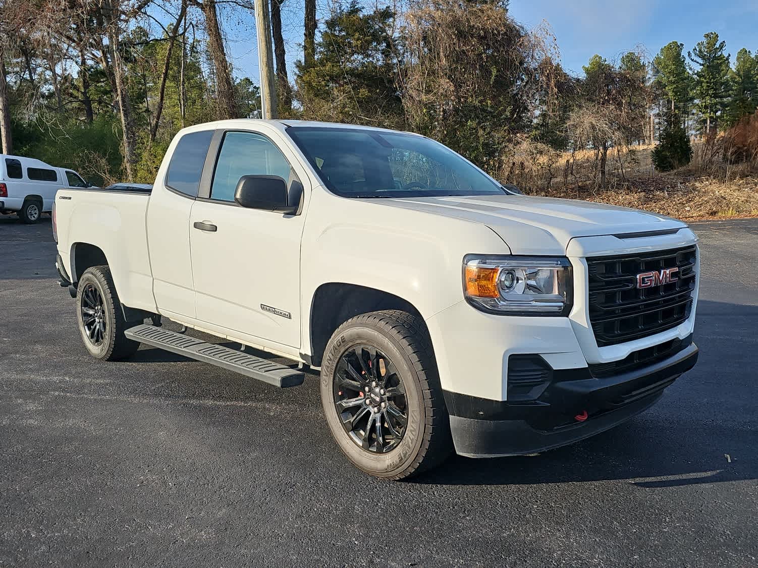 2022 GMC Canyon Elevation Standard
