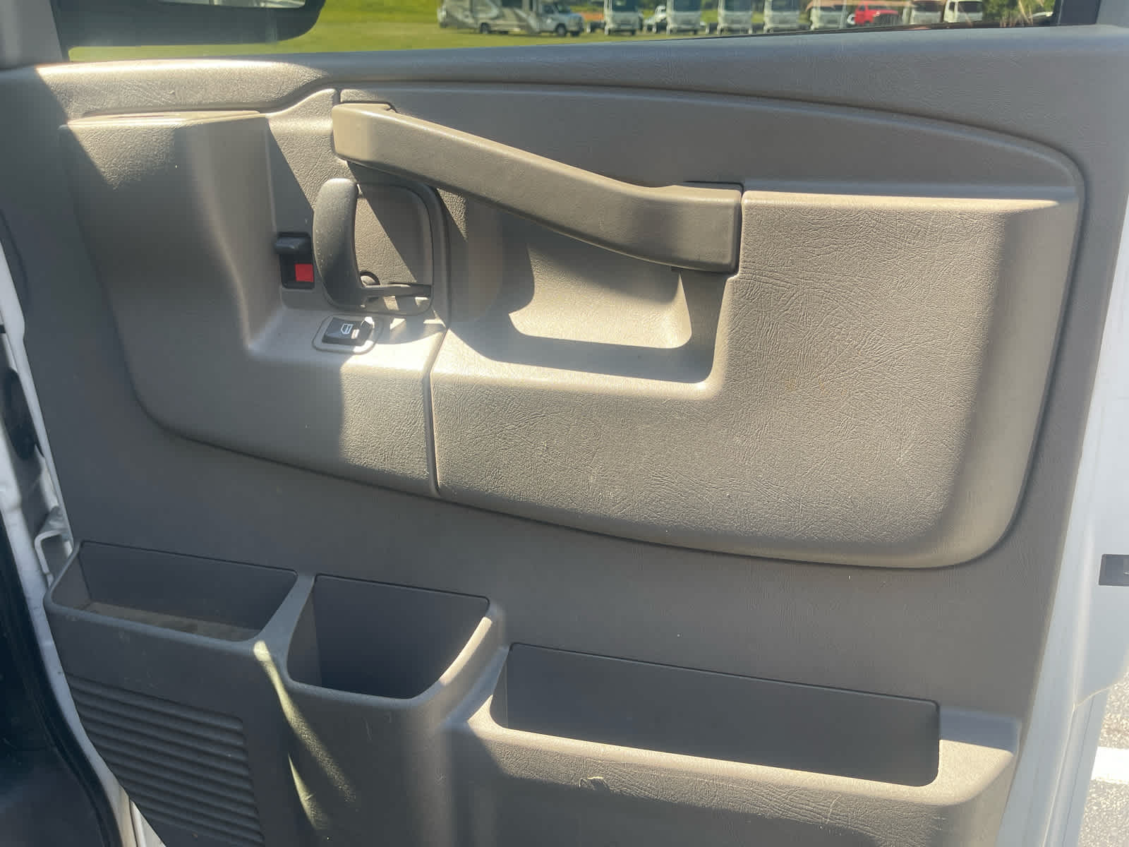 2019 GMC Savana Cargo 3500 Base