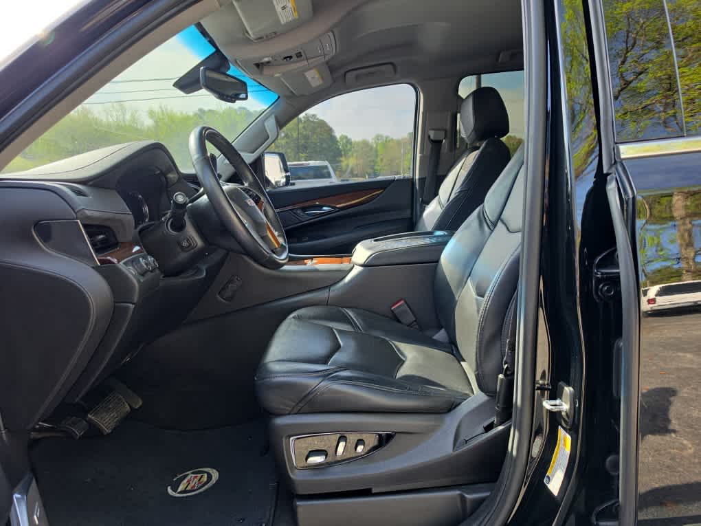 2018 Cadillac Escalade Base