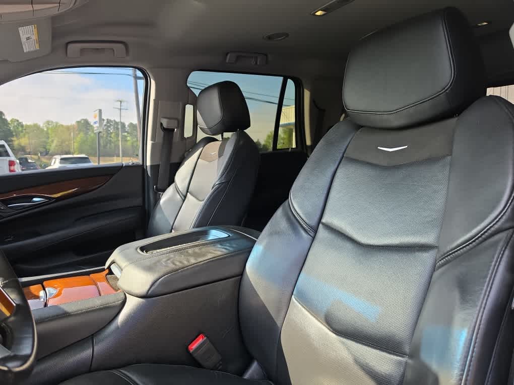 2018 Cadillac Escalade Base