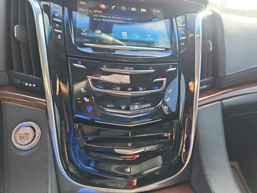 2018 Cadillac Escalade Base