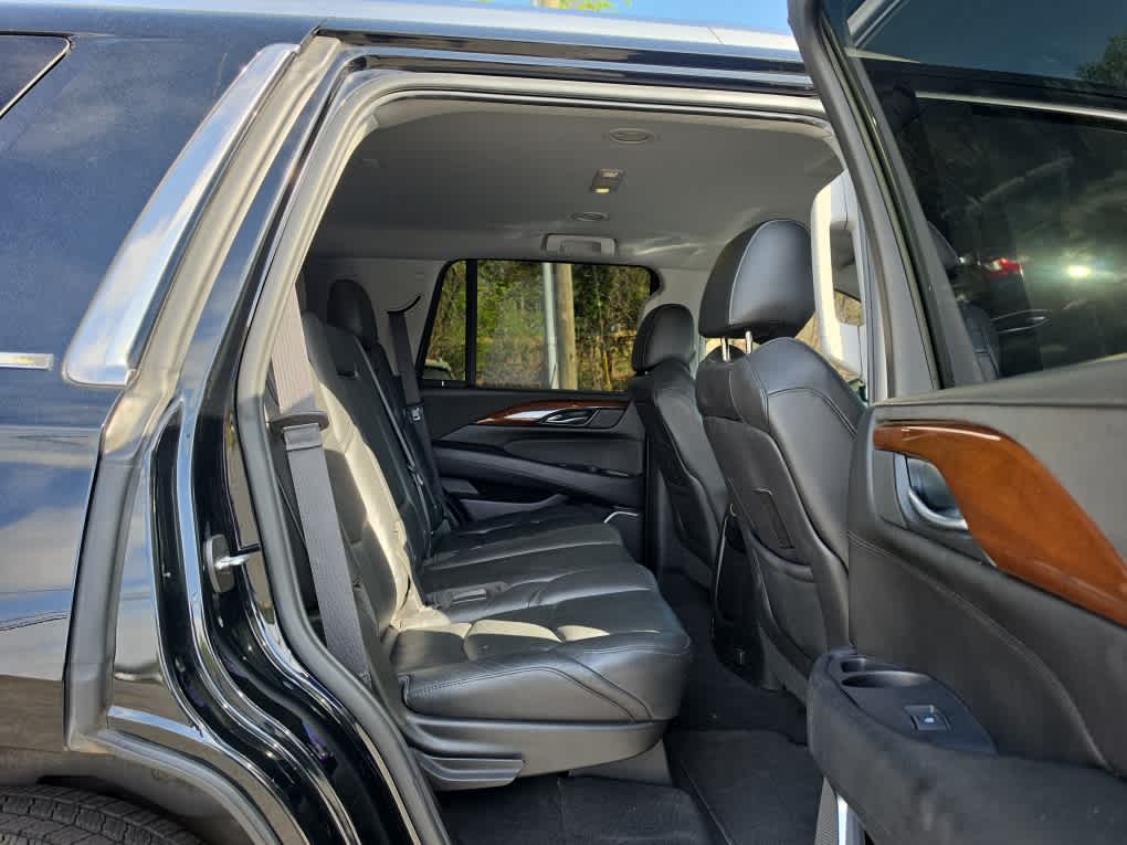 2018 Cadillac Escalade Base