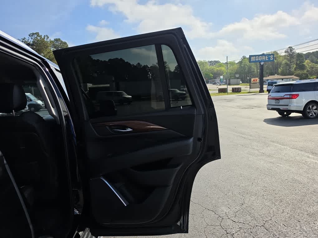 2018 Cadillac Escalade Base