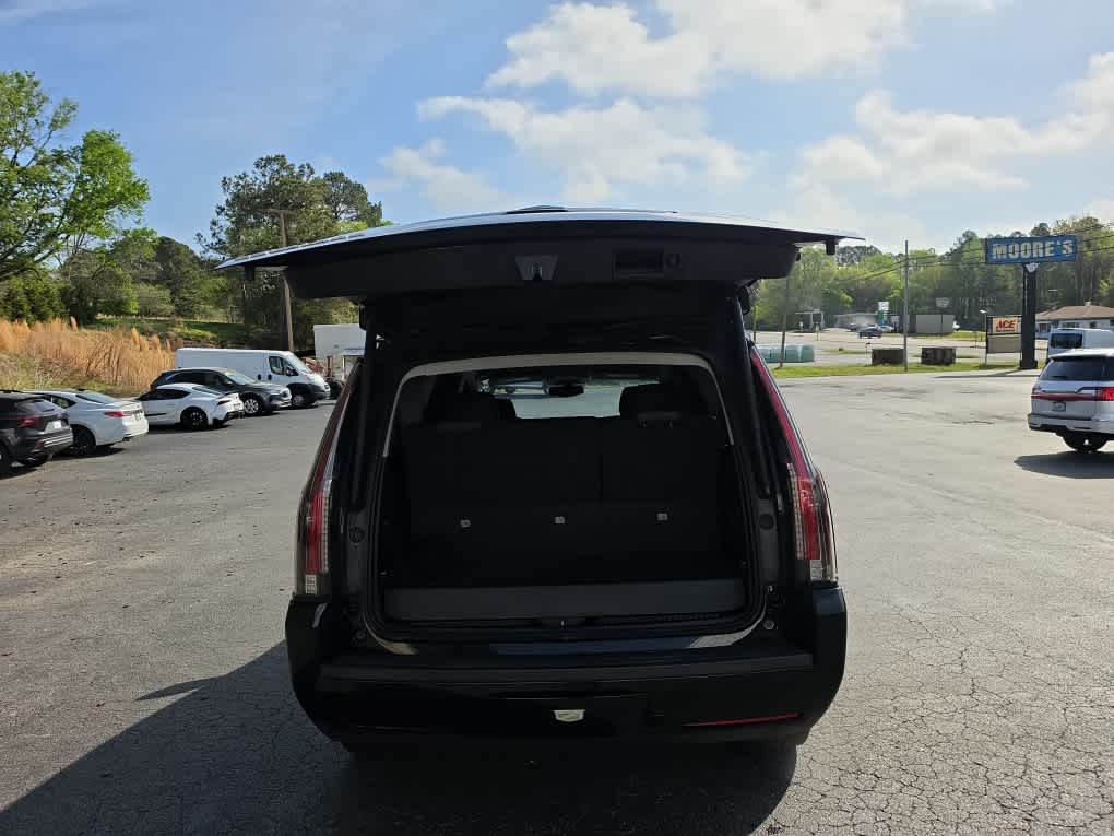 2018 Cadillac Escalade Base