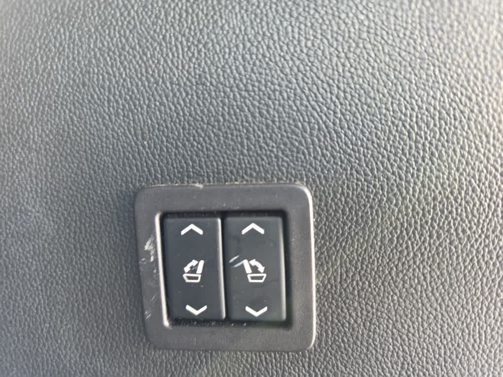 2018 Cadillac Escalade Base