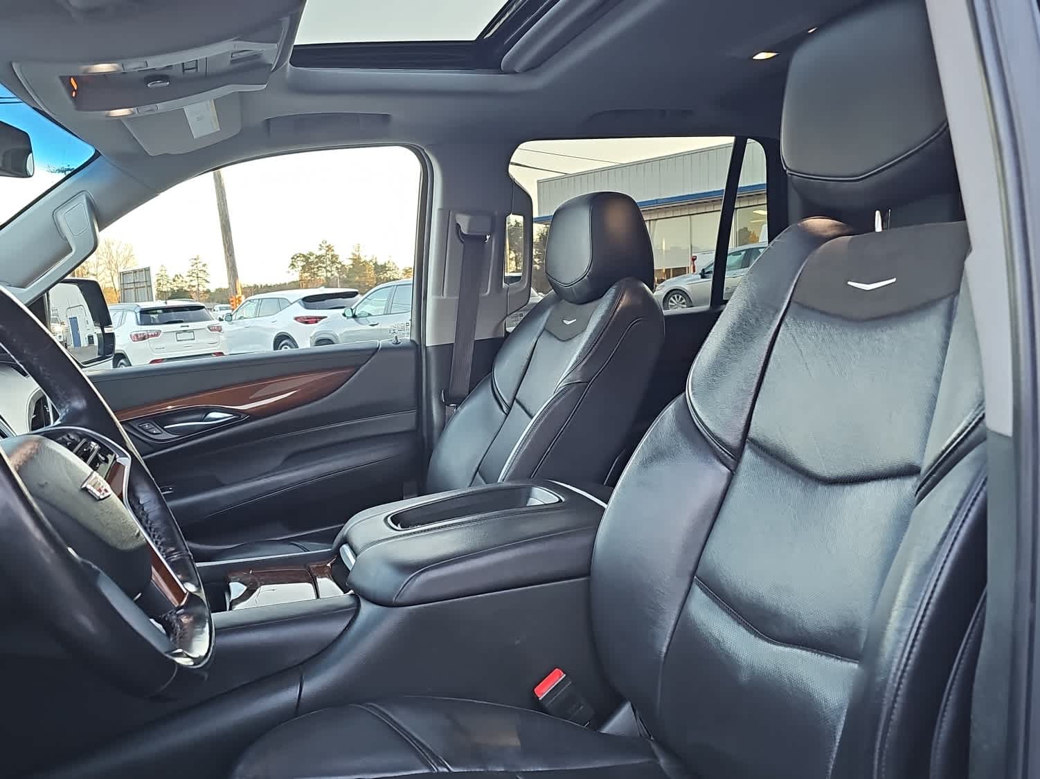 2019 Cadillac Escalade Luxury