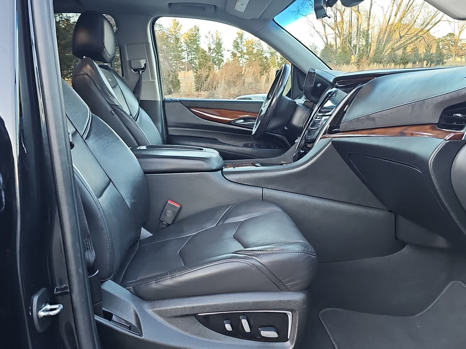 2019 Cadillac Escalade Luxury