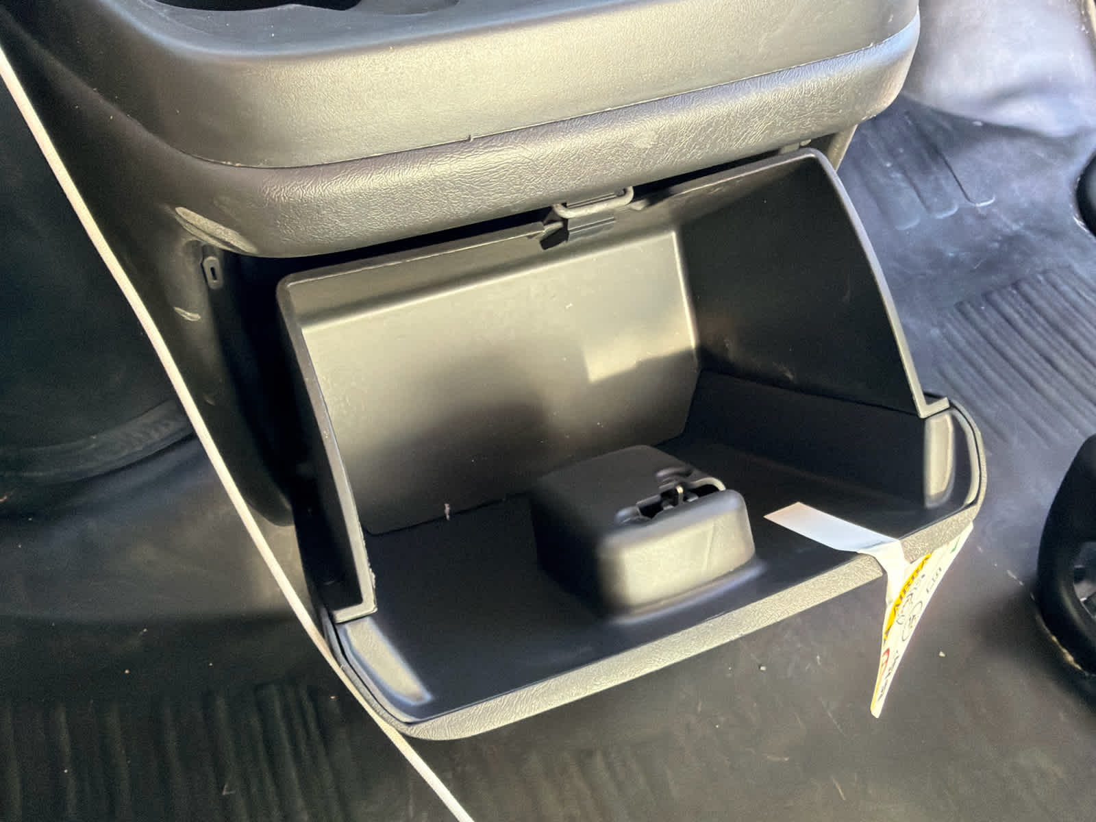 2024 Chevrolet Express Cutaway 3500 1WT