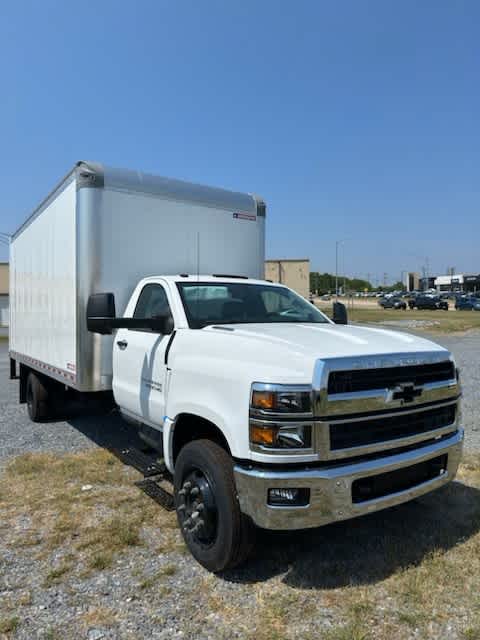 2024 Chevrolet Silverado 5500 HD Work Truck