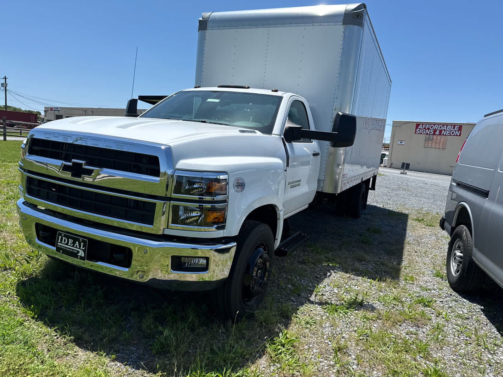 2024 Chevrolet Silverado 5500 HD Work Truck