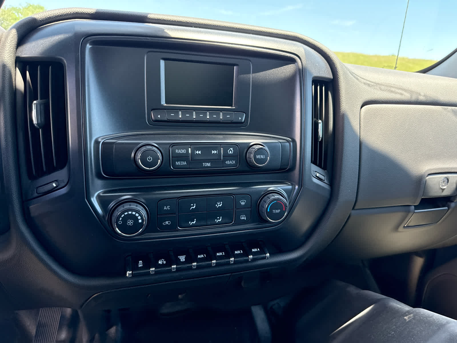 2024 Chevrolet Silverado 5500 HD Work Truck