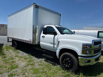 2024 Chevrolet Silverado 5500 HD Work Truck