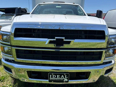 2024 Chevrolet Silverado 5500 HD Work Truck