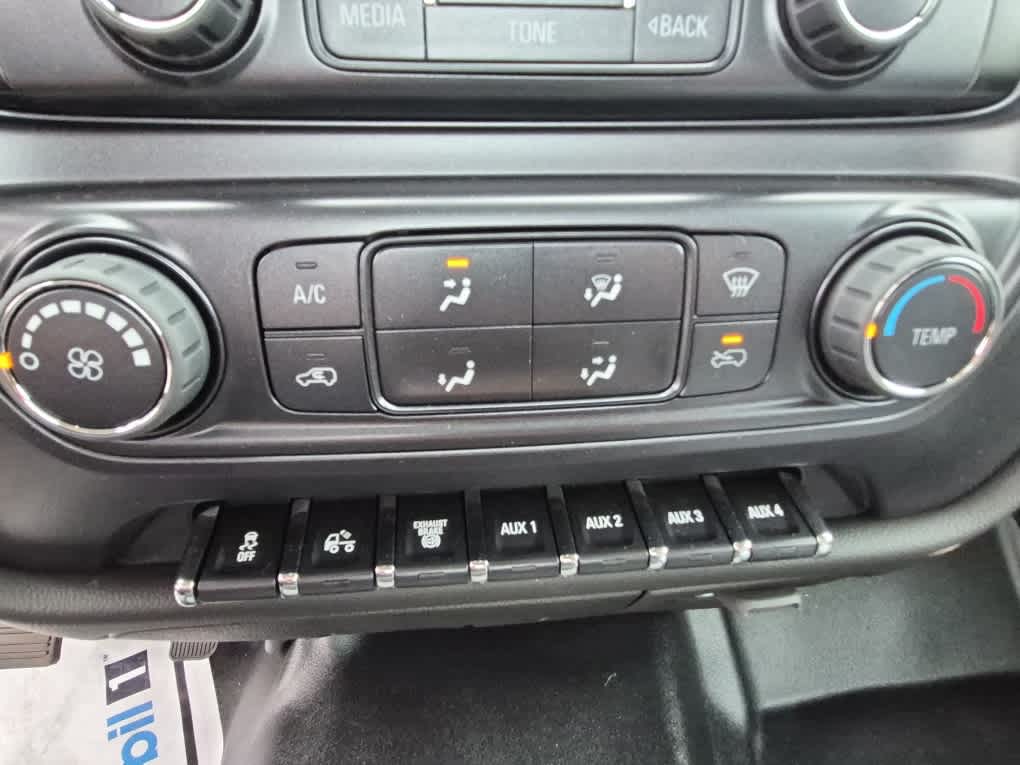 2023 Chevrolet Silverado 5500 HD Work Truck