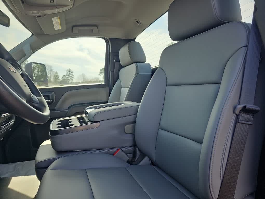 2023 Chevrolet Silverado 6500 HD Work Truck