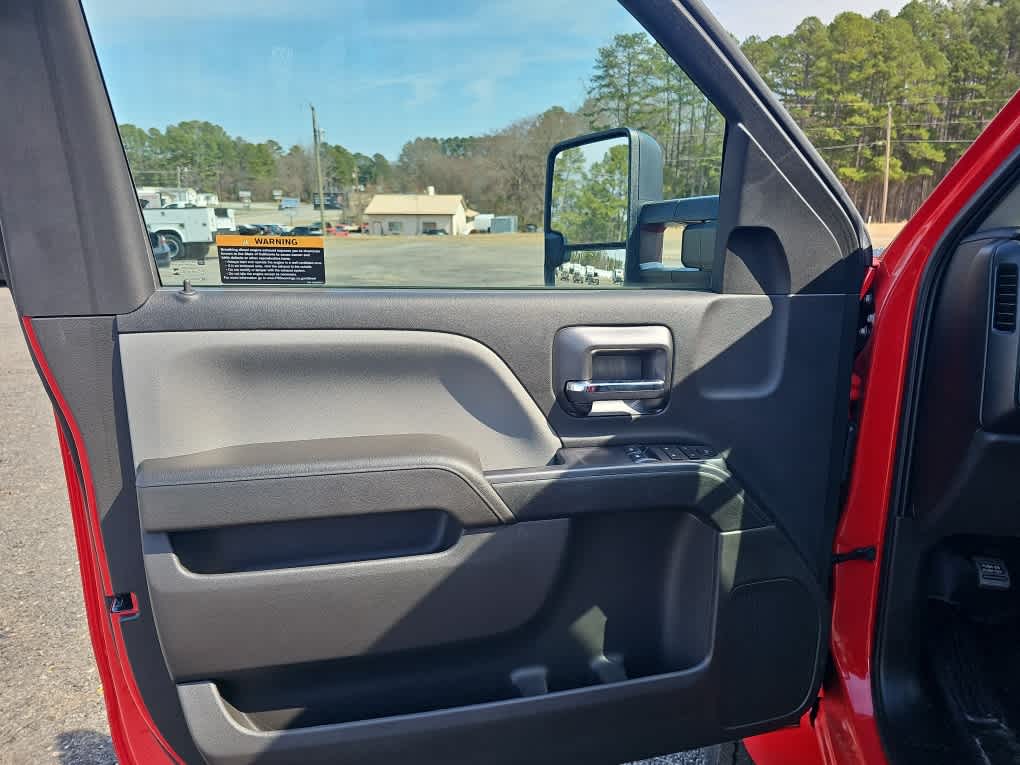 2023 Chevrolet Silverado 6500 HD Work Truck