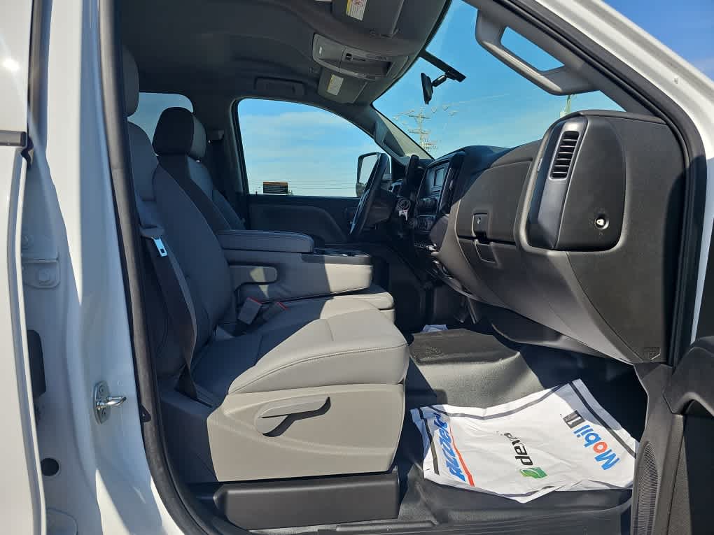 2024 Chevrolet Silverado 5500 HD Work Truck