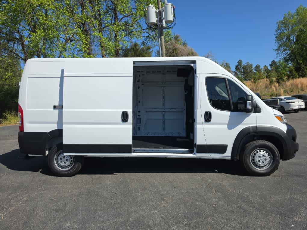 2026 RAM ProMaster Cargo Van Tradesman